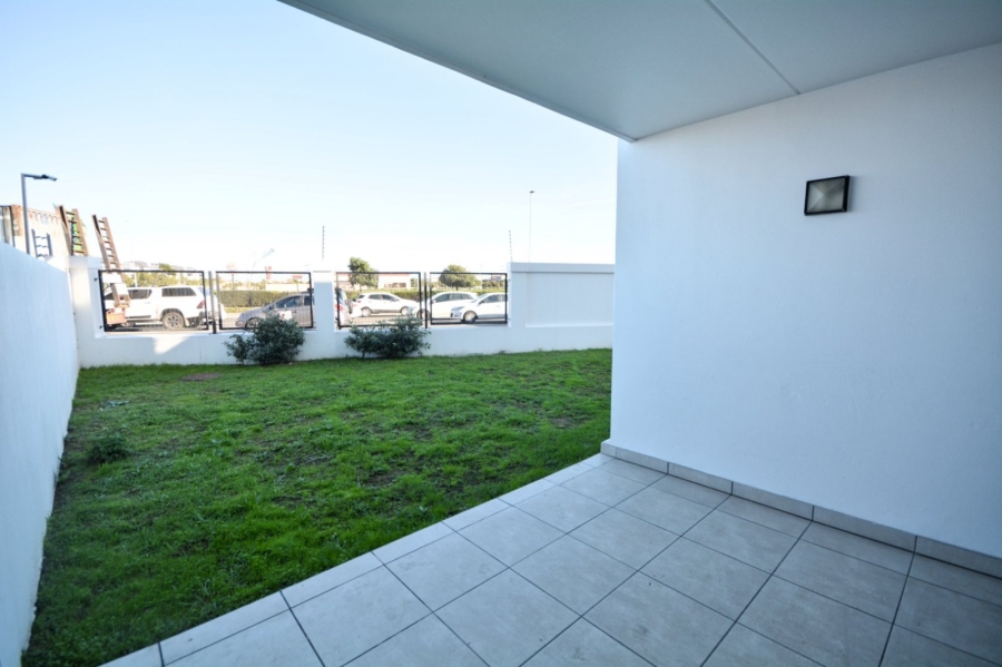 To Let 3 Bedroom Property for Rent in Sandown Western Cape